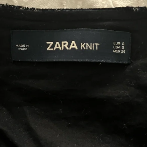 Zara Black Velvet Jacket with Sequin and Rhinestone Star Embroidery - Picture 5 of 7